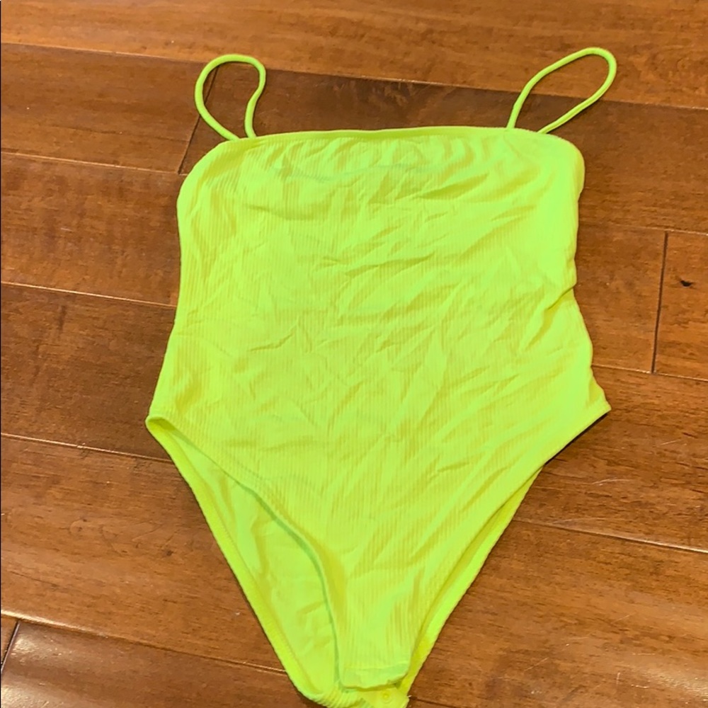 ZARA NEON GREEN BODYSUIT
